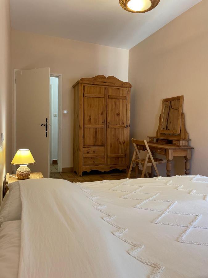 Gites Au Chateau Des Estubiers Les Granges-Gontardes Zewnętrze zdjęcie